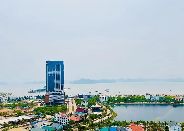 Dang - Ha Long